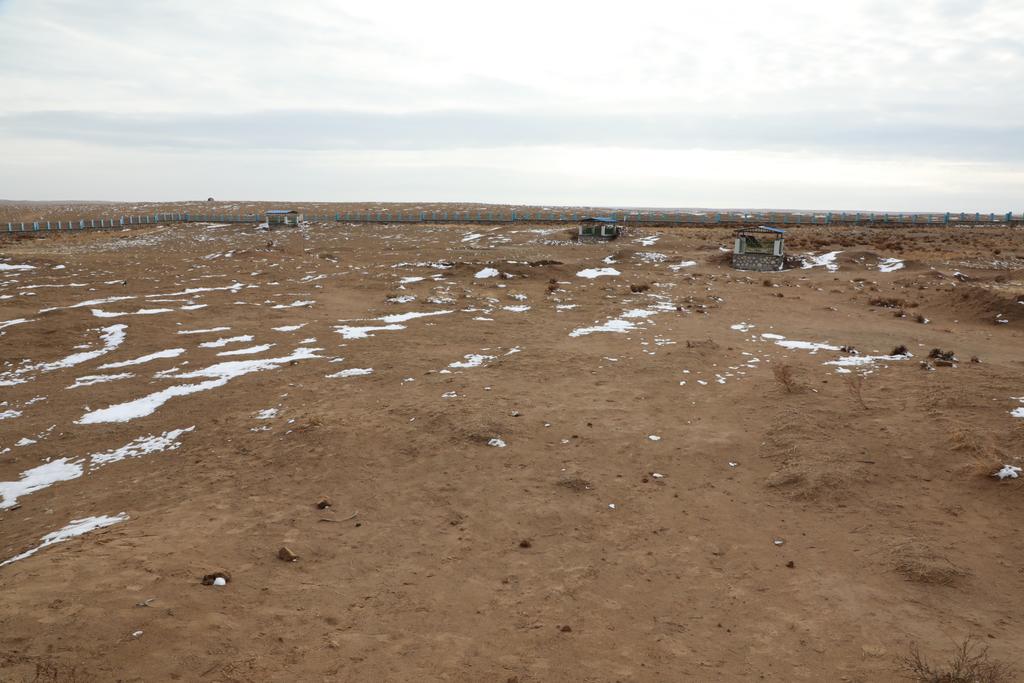 وزیر ارشاد، حج و اوقاف در رأس هیأتی جهت ارزیابی امور دینی و اداري مربوطه و زيارت شهدای نظلوم دشتِ ليلی به ولایت جوزجان سفر کرد