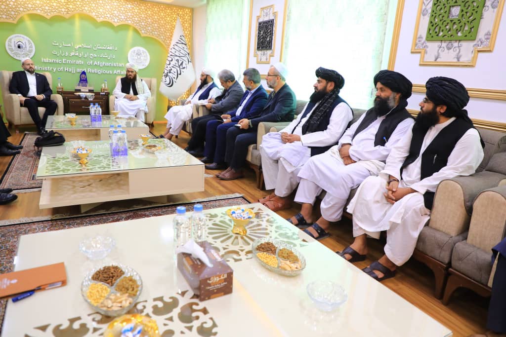 Meeting of the Minister of MOHIA with Senior Officials of Religious Affairs from Turkey.