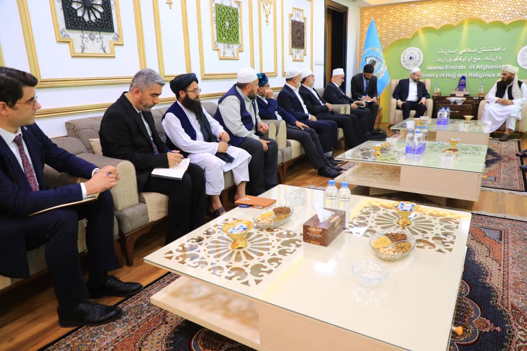 Meeting of the Minister of MOHIA with Senior Officials of Religious Affairs from Turkey.