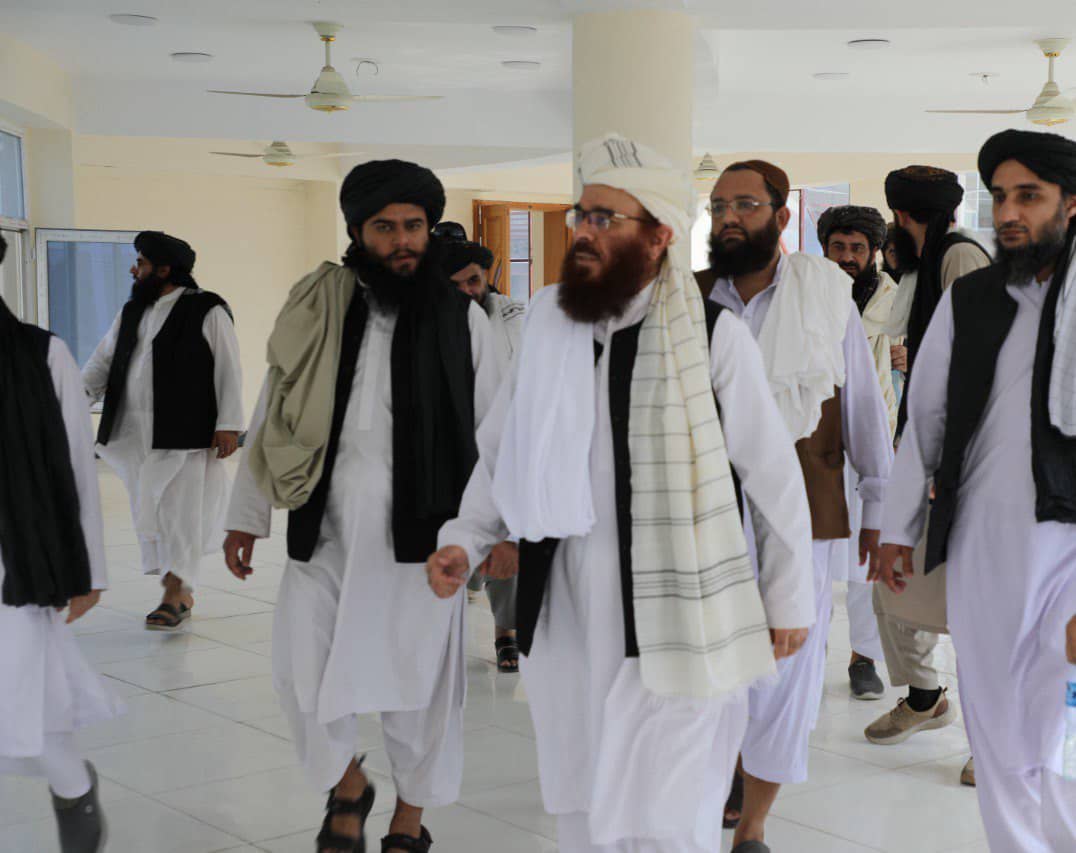 The Minister of MOHIA inaugurated a large commercial market in Nangarhar province