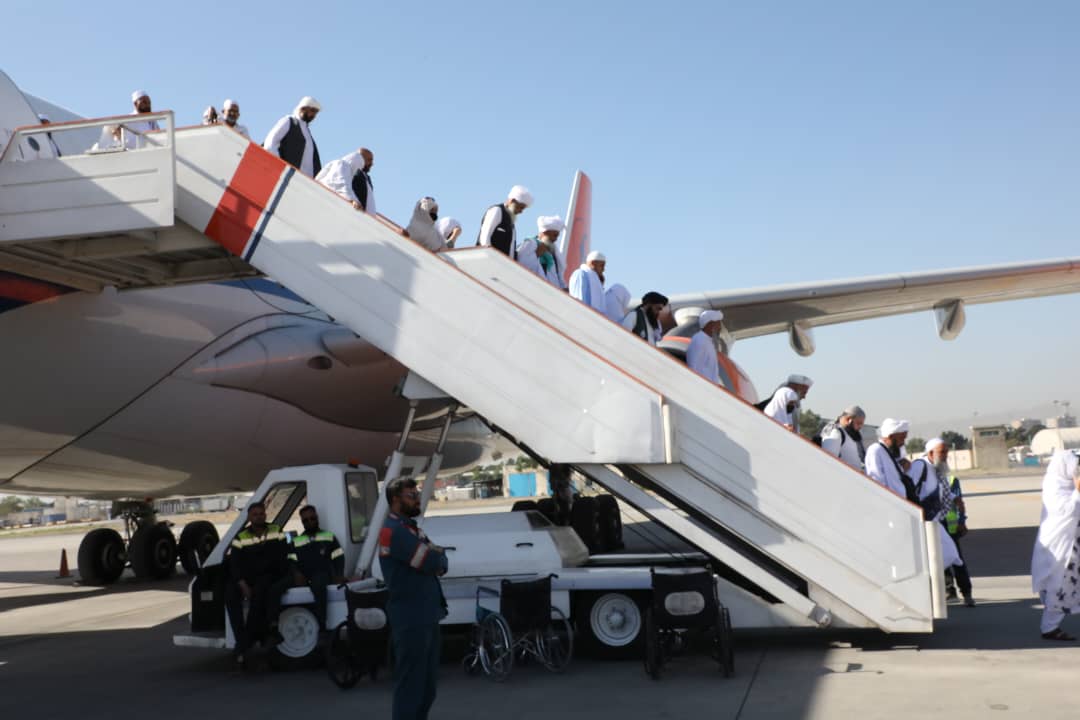 The return of Afghan pilgrims continues in an organized manner