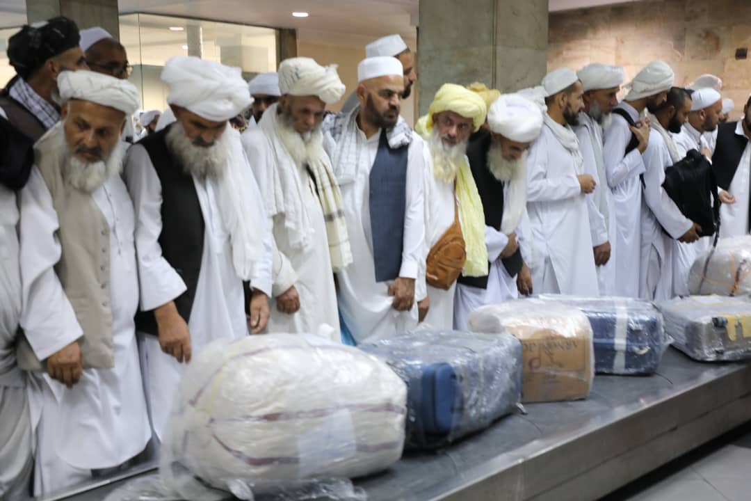 The return of Afghan pilgrims continues in an organized manner