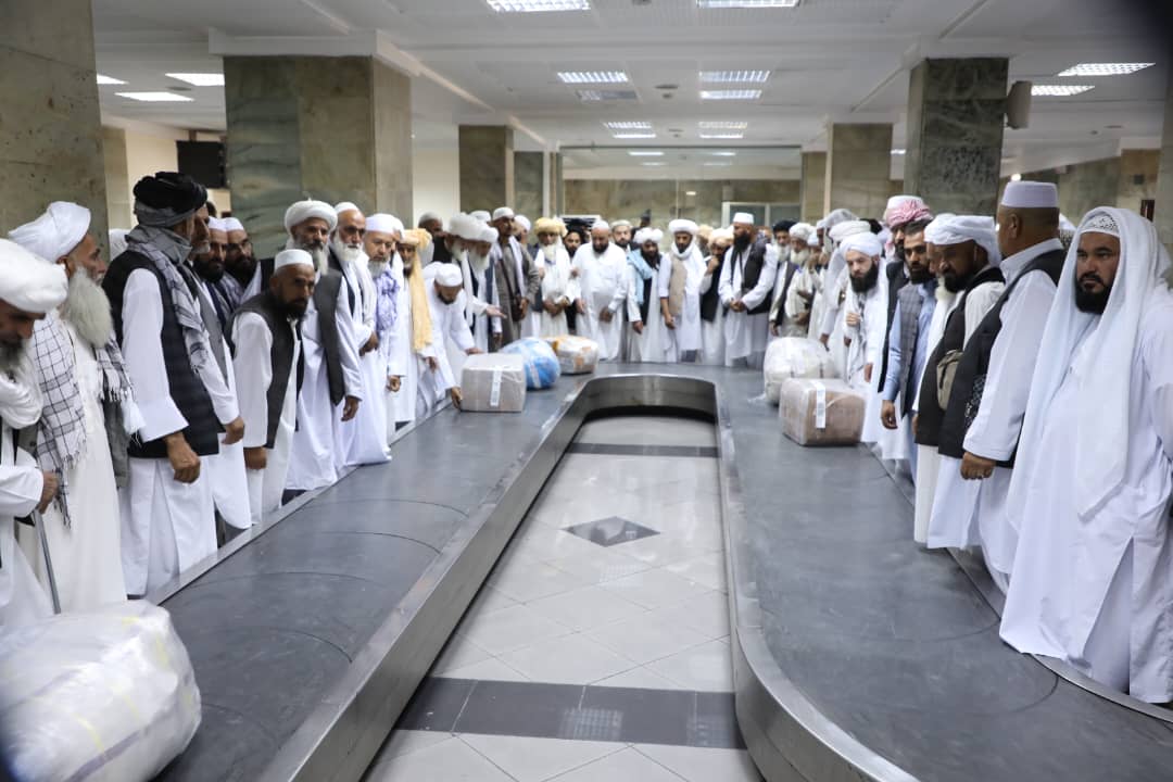The return of Afghan pilgrims continues in an organized manner