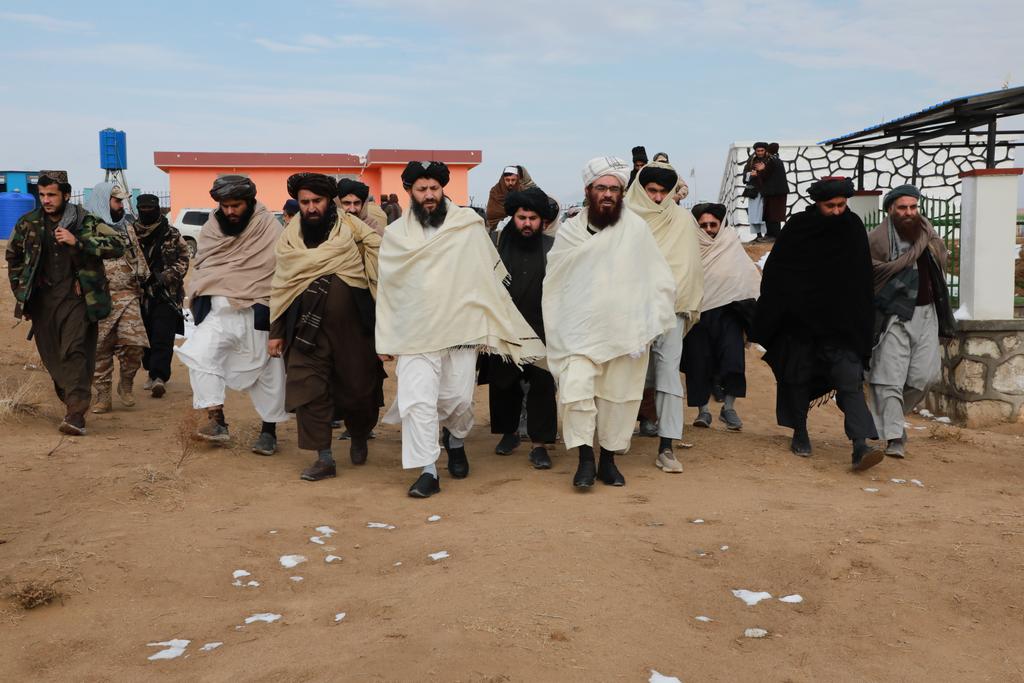 د ارشاد، حج او اوقافو وزیر د یوه هیئت په مشرۍ جوزجان ولایت ته د دیني او اداري چارو د ارزونې او د دښتِ ليلې د مظلومو شهیدانو د زیارت په موخه سفر وکړ