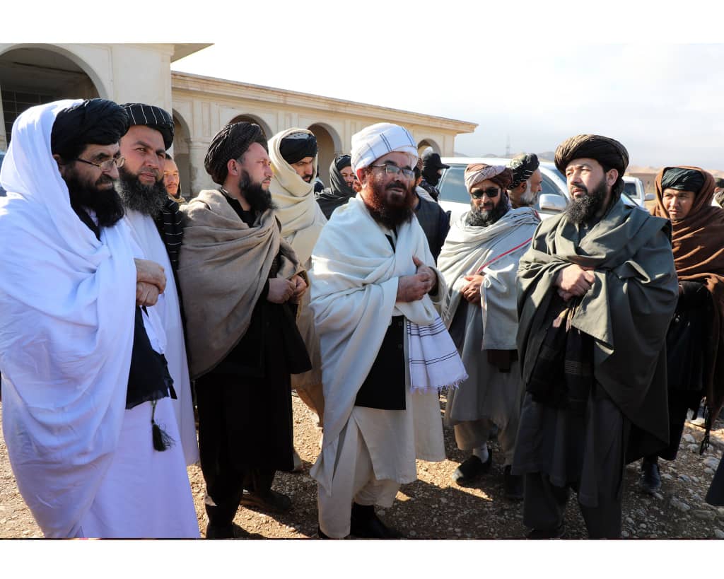 The Minister of MOHIA, at the head of a delegation during his trip to Samangan province, met with the governor of the province, several administrative officials, scholars, and influential local figures.