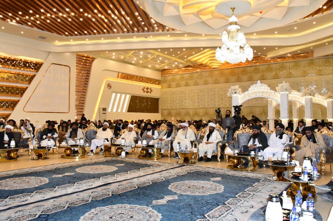 The thirteenth nationwide round of the Holy Qur’an memorization with tajwīd and the first round of beautiful recitation competitions, organized by the Ministry of Guidance, Hajj and Endowments, concluded with the announcement and honoring of outstanding memorizers and reciters