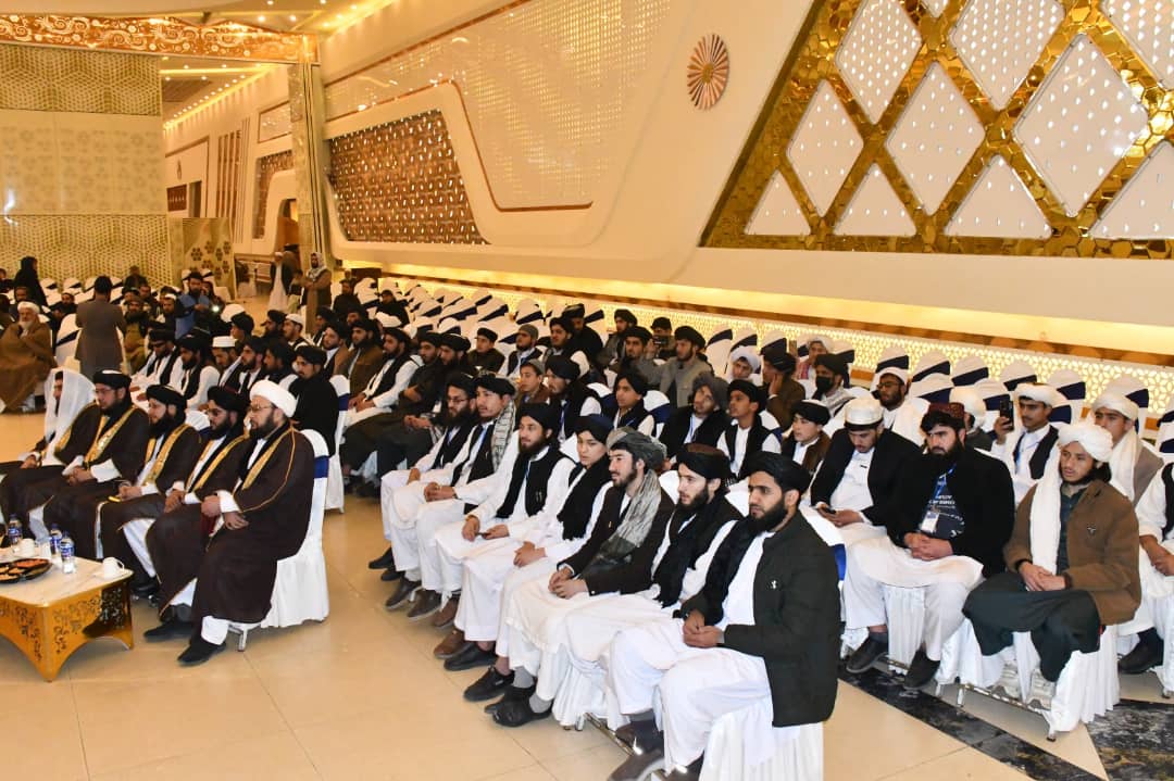 The thirteenth nationwide round of the Holy Qur’an memorization with tajwīd and the first round of beautiful recitation competitions, organized by the Ministry of Guidance, Hajj and Endowments, concluded with the announcement and honoring of outstanding memorizers and reciters