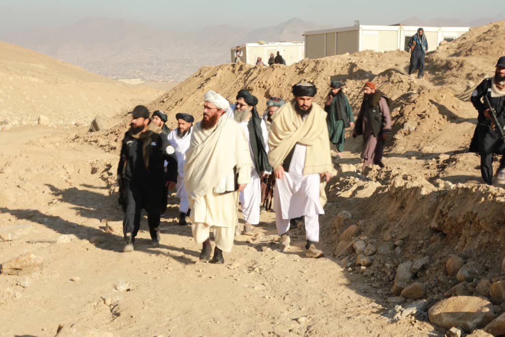 وزیر ارشاد، حج و اوقاف در رأس یک هیئت از روندِ ساخت محل نگهداری قرآن‌ کریم های  فرسوده در کابل بازدید کرد