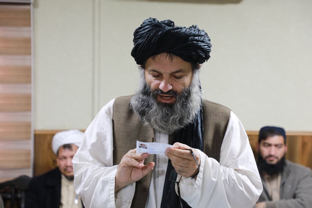 وزارت ارشاد، حج و اوقاف روندِ قرعه کشی را در کابل و تمامی ولایات کشور جهت ادای فریضه حج سال جاری برگزار کرد